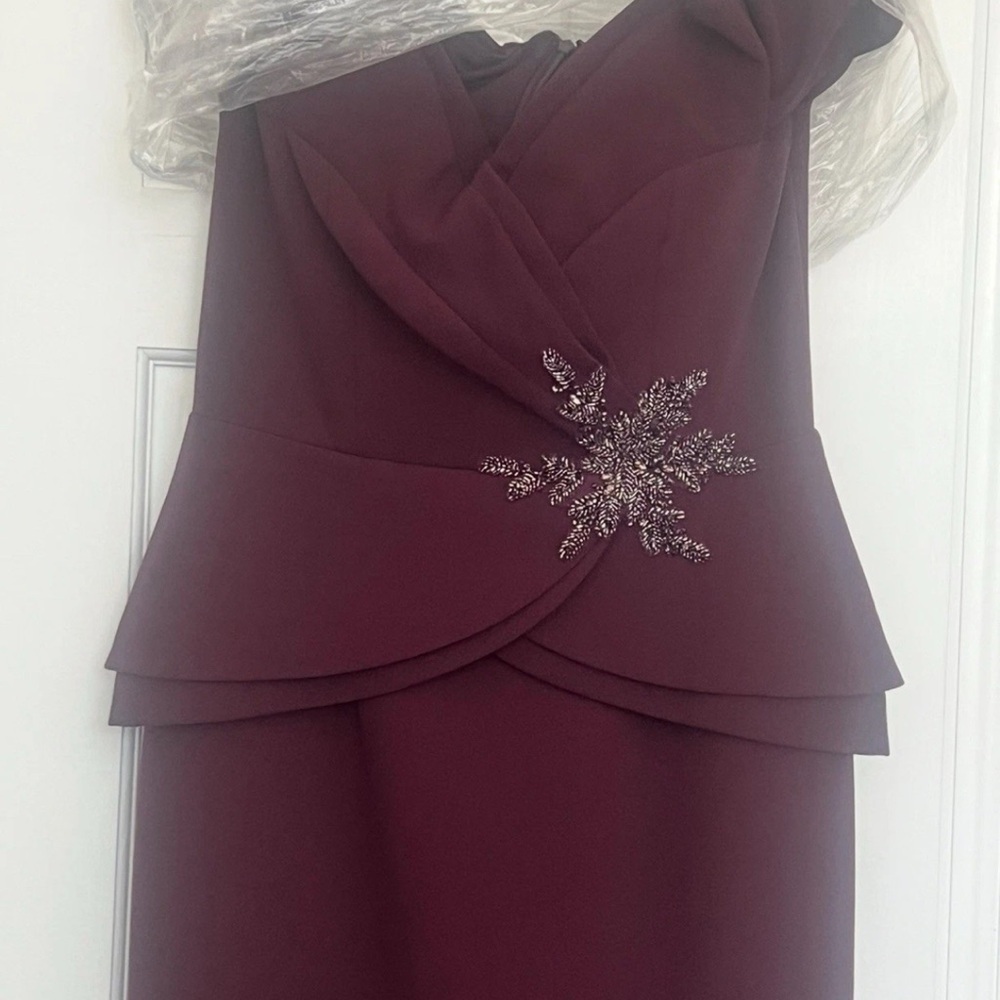 Alexander by Daymor Elegant Wine Evening Dress size 6